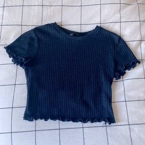 Lettuce edged ribbed navy blue crop top. Very lightweight and breathable
